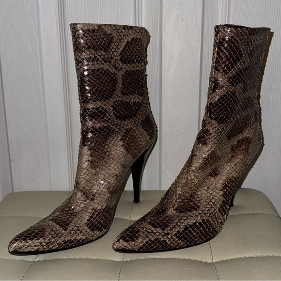 Stuart Weitzman Shoes - Stuart Wietzman boots